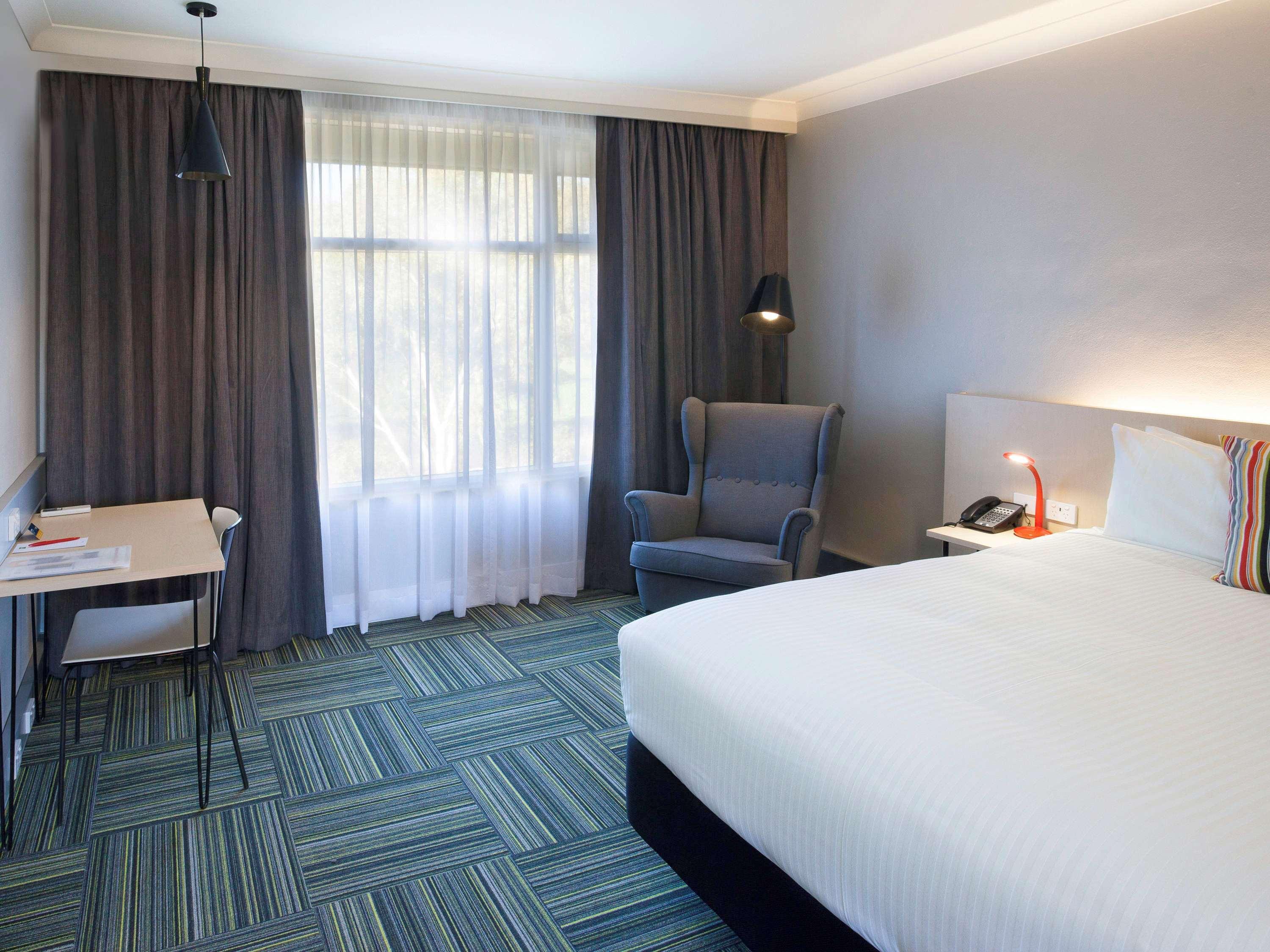 Готель Ibis Styles Тамворт Екстер'єр фото